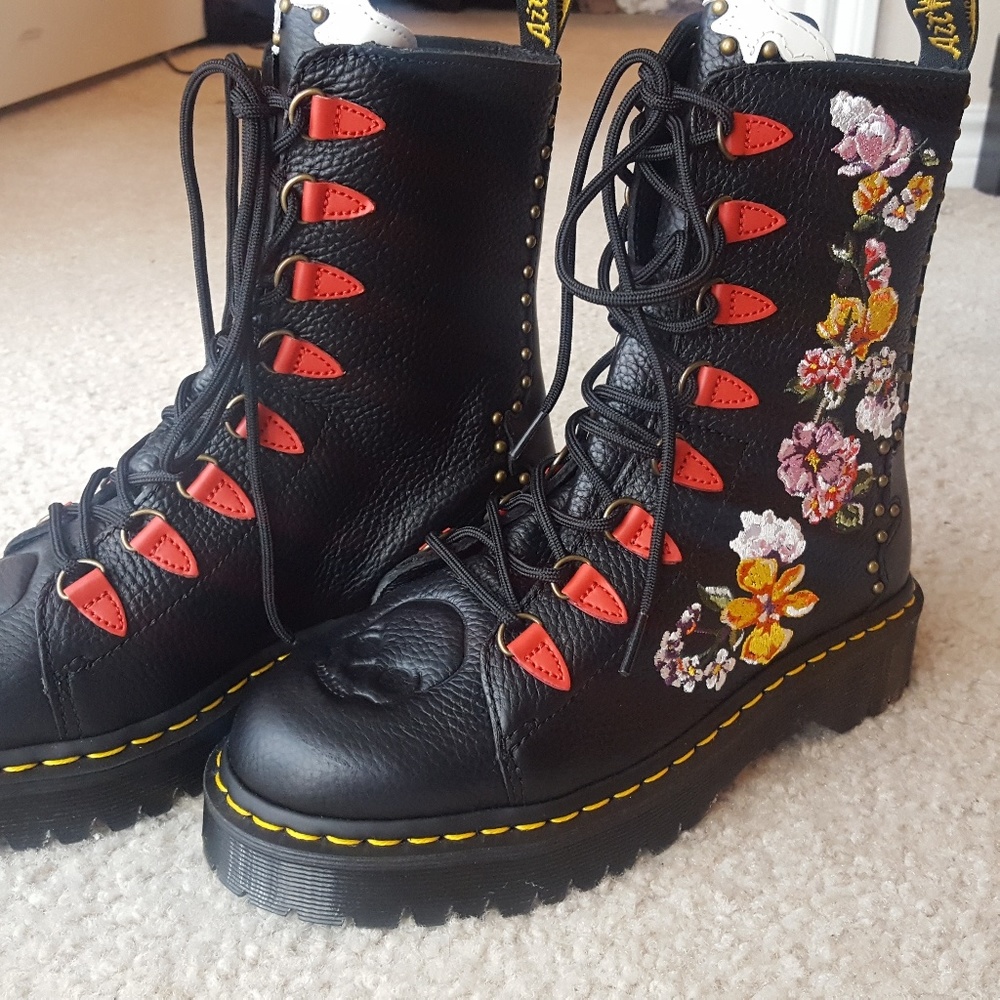 Dr. Marten Nyberg boots